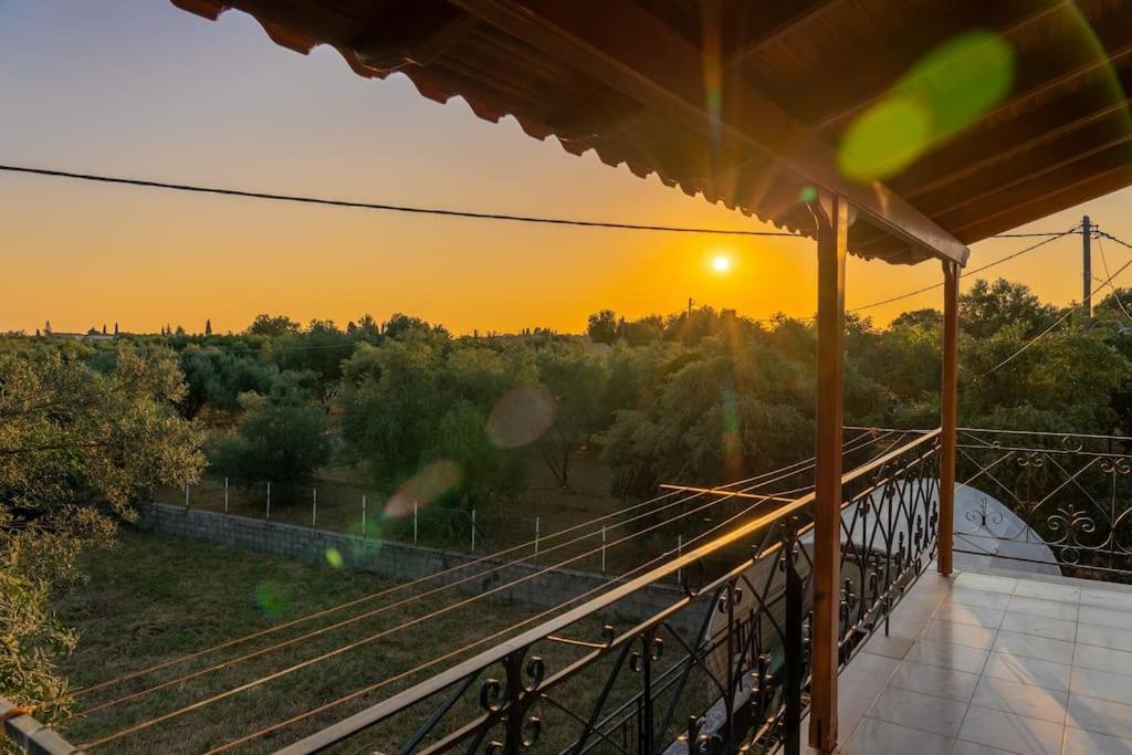 Afroditi Holiday Home- Green View Apartment Свороната Екстер'єр фото