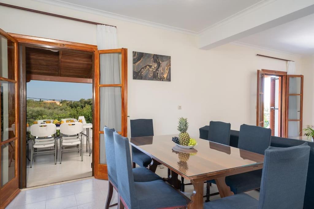 Afroditi Holiday Home- Green View Apartment Свороната Екстер'єр фото